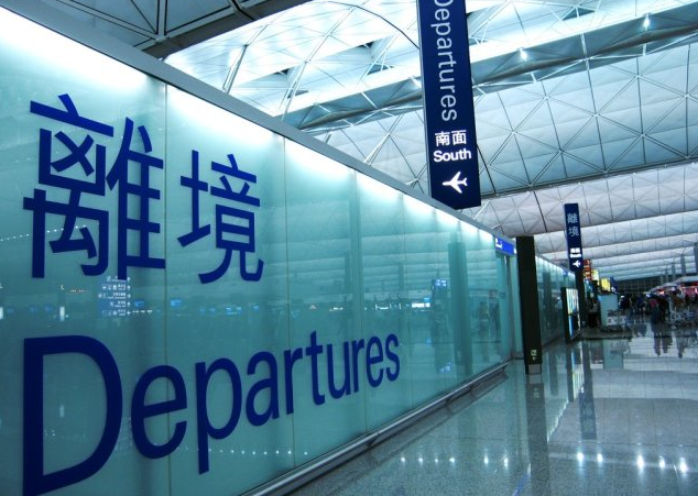 香港人移民舉家回流原因是什么？