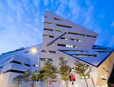 香港浸會大學 | 全球首個中英雙語創(chuàng)意寫作碩士課程！4月截止申請